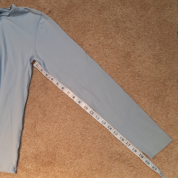 Women's Small Light Blue Crew Neck Long-sleeved T-Shirt - Picture 4 of 5